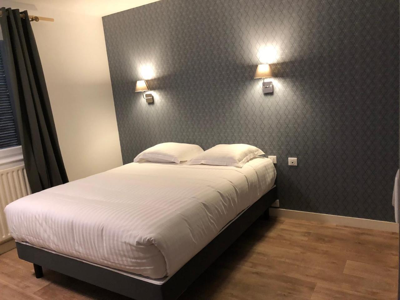 La Cle Des Champs Hotel Le Teilleul ภายนอก รูปภาพ