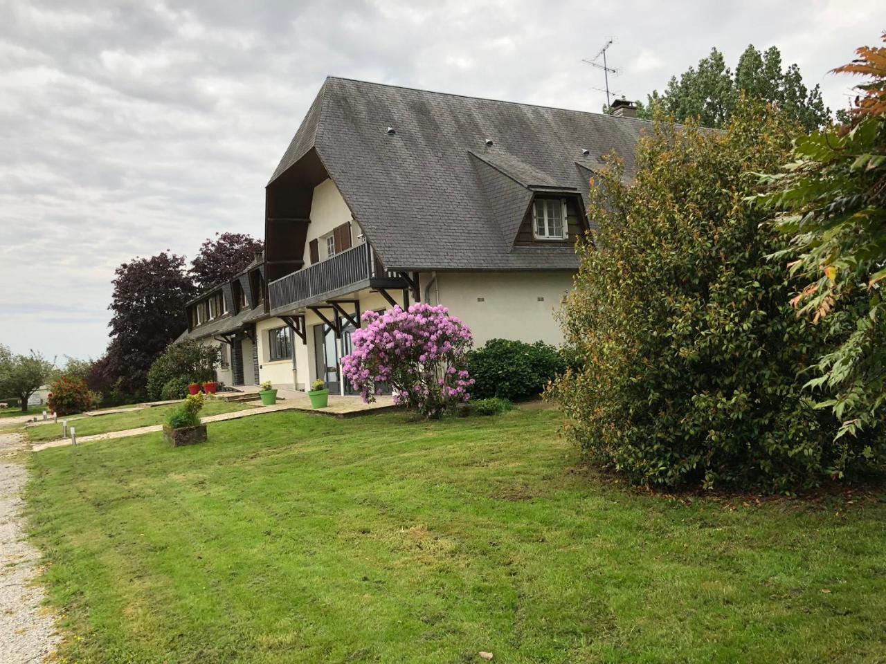 La Cle Des Champs Hotel Le Teilleul ภายนอก รูปภาพ