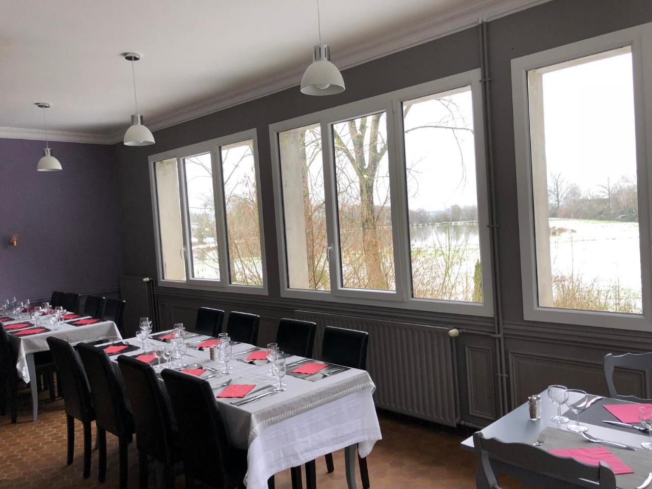 La Cle Des Champs Hotel Le Teilleul ภายนอก รูปภาพ